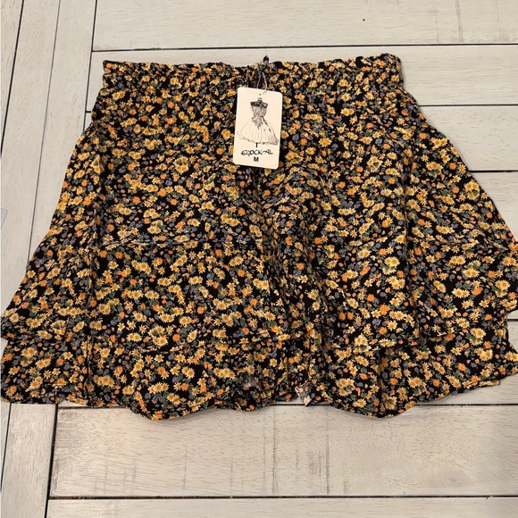 Floral Ruffle Skirt Shorts Boho Mini Skorts Skirts Sz Medium - Picture 2 of 4